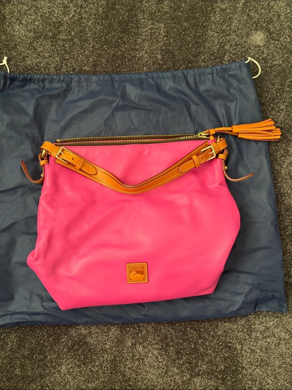 LIKE NEW - DOONEY & BOURKE - McKenzie Hobo - Pink